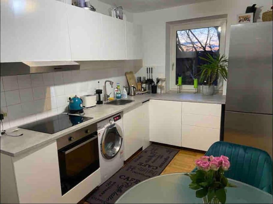 Beautiful 2-bedroom In Center Appartement