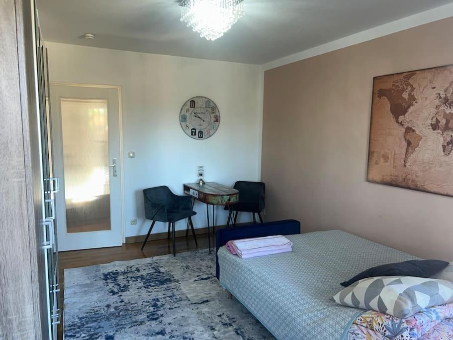 Beautiful 2-bedroom In Center Appartement *